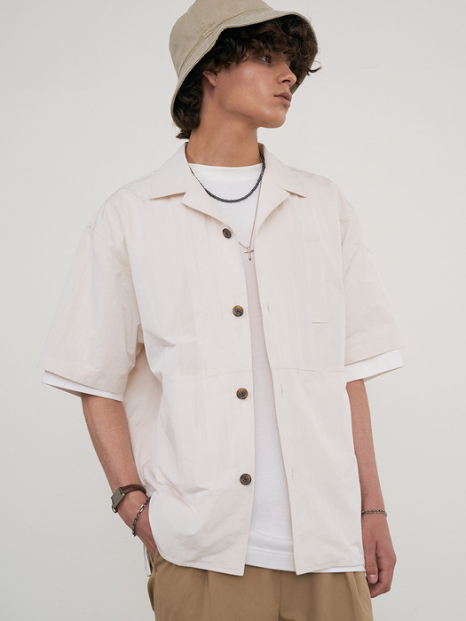 Line Pocket Open Collar Half Shirts (Ivory)