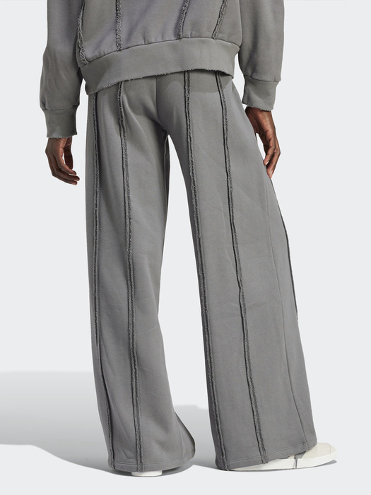 [IY9020] DSTRD SWEATPANT