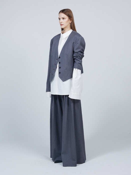 Signature collarless button jacket