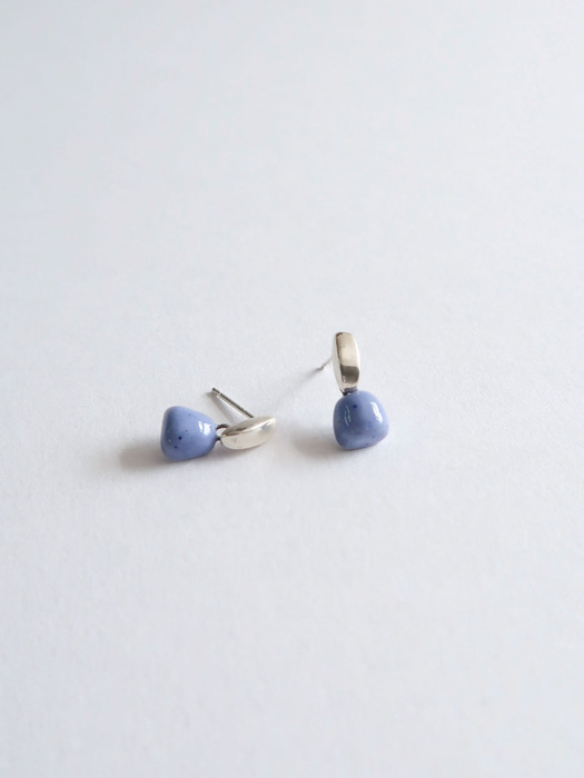 Mini drop earring [dot blue]