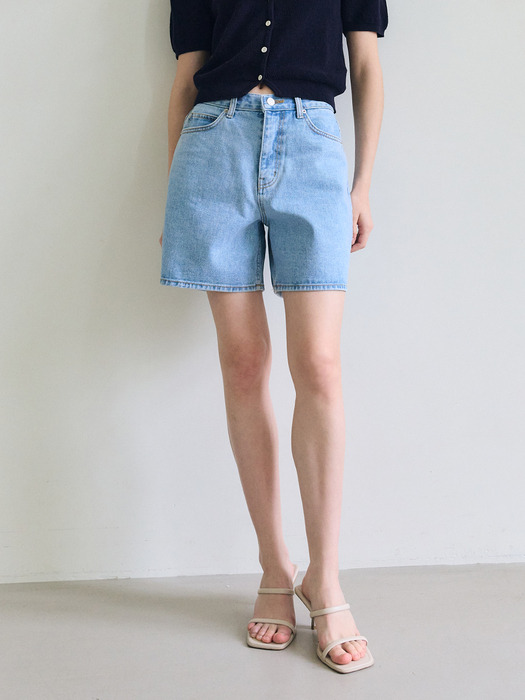 HALF DENIM PANTS / LIGHT BLUE
