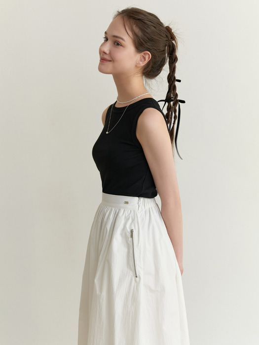 Minimal sleeveless (black)