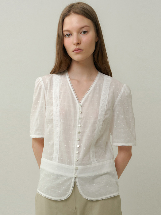 cotton lace button blouse (white)