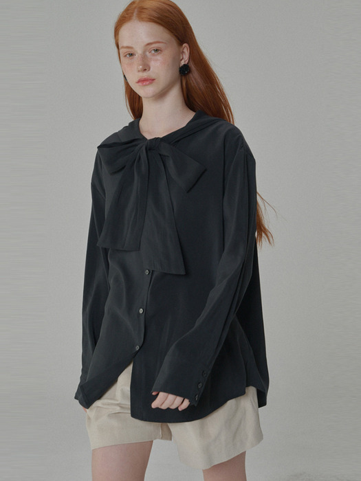 Silky Tie Hodieed Ribbon Blouse_Black