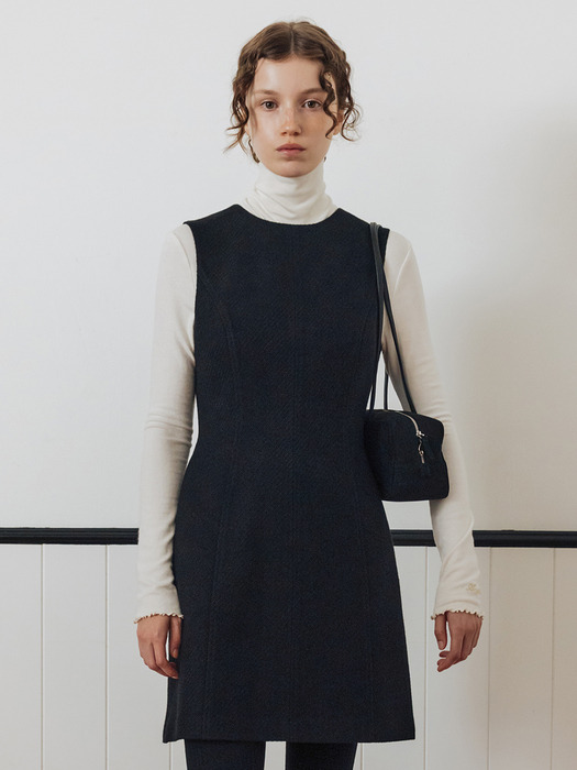 오덴세 세미 A라인 미니 원피스 (Charcoal/Black)