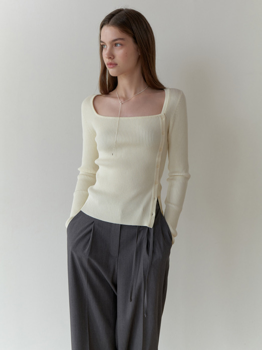 Eve button square knit (cream)