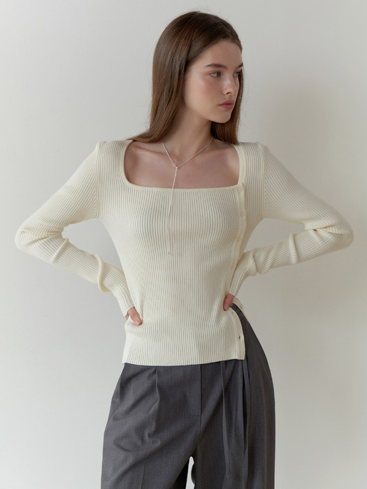 Eve button square knit (cream)