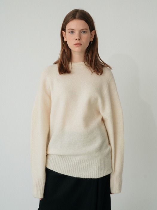 mohair round knit (ivory)