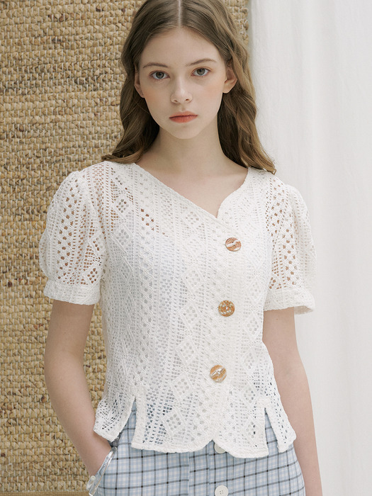 monts 1140 button lace blouse (white) 