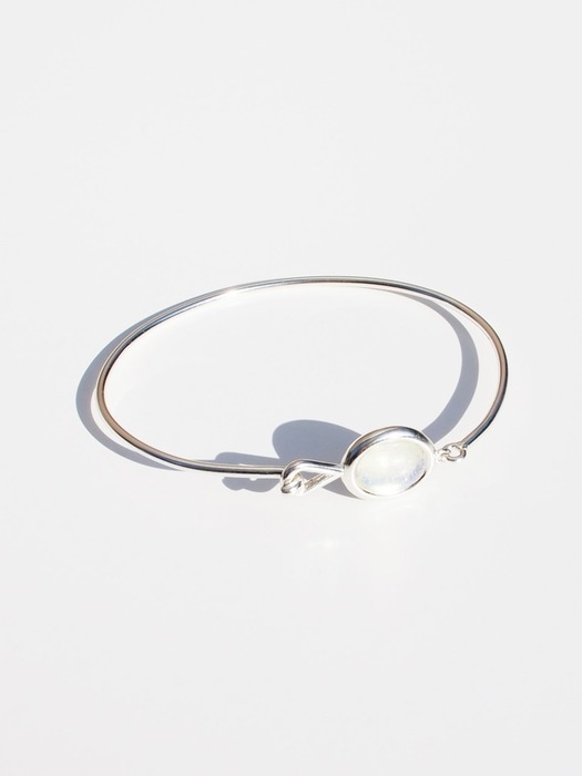 pupil bracelet_white opal