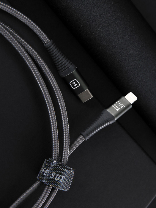 라이프썸 USB C to 8핀 PD 고속충전 케이블 1.5M (LFS-HA38) 2종 택1