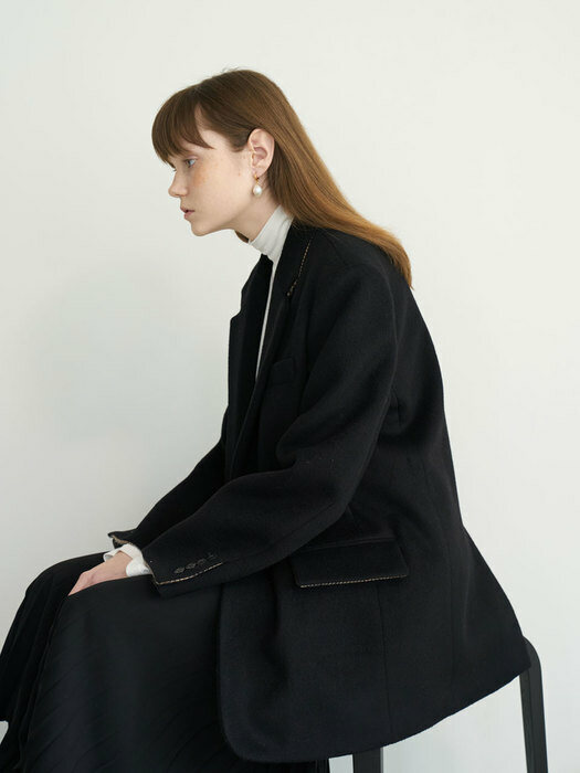 20 Winter_Black Wool OverFit Blazer