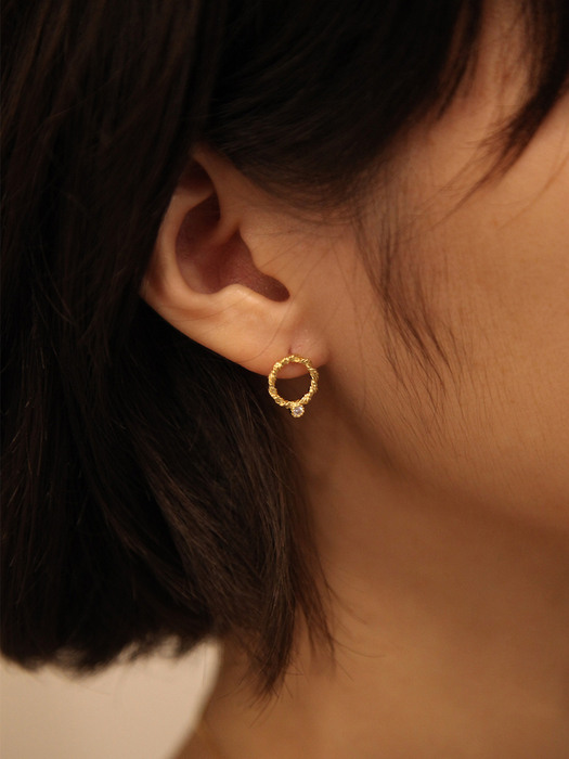 [Silver925] Hd_002 Twisted Cubic Earrings