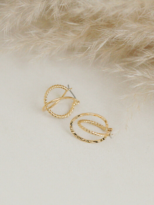saturn ring earrings (2colors)