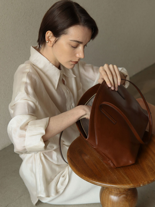 [단독]CLAM BAG 3colors