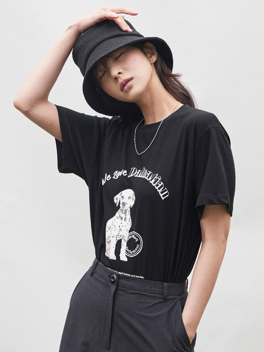 we love dalmatian t-shirts (black)