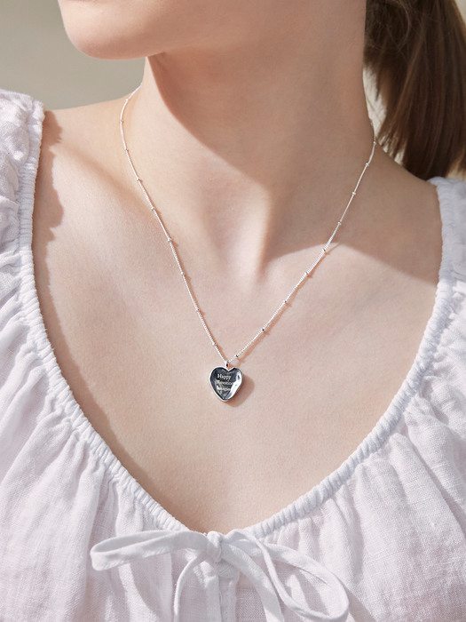 HEI WORD HEART NECKLACE