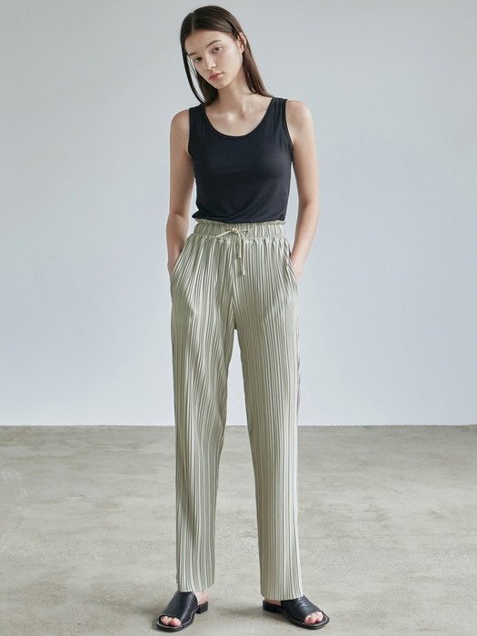 PLEATS BANDING PANTS_KHAKI