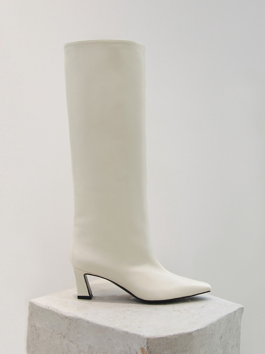 Mia Boots Leather Ivory