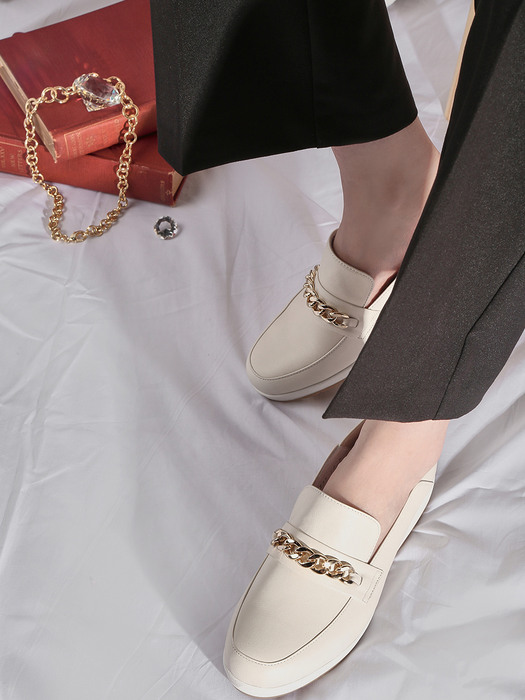 1196 Lind Gold Chain Soft Loafer