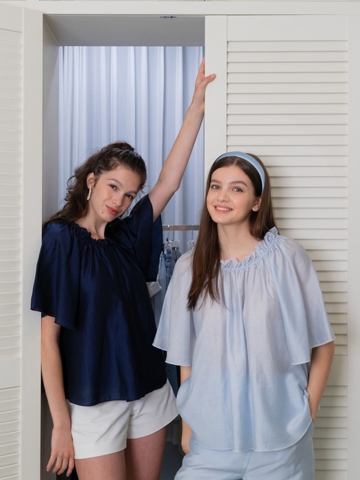Summer tencel shirring blouse (Light blue)