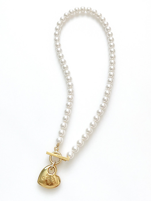 Good Vibe Heart Pearl Necklace (White)