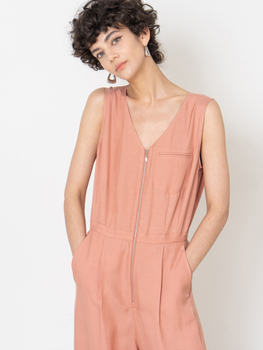 Sleeveless v-neck zip jumpsuit in pink