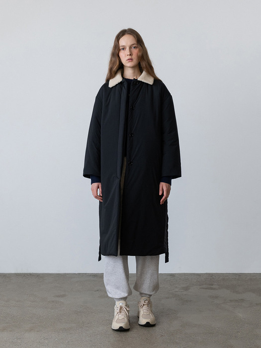 Over-sized Padded Coat Black (JWJU2F902BK)