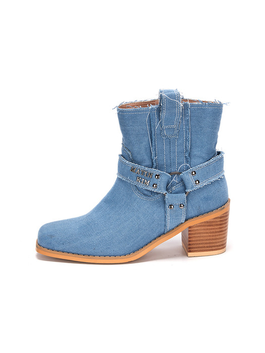 DENIM WESTERN ANKLE BOOTS IN SKY