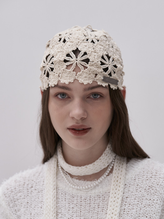 Floral Beanie_Ivory