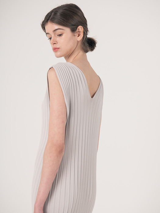 WED_V neck line modern dress_GRAY