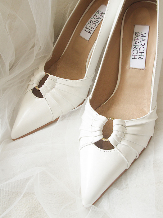 MILA - Pleated Detail Pumps_Pure White