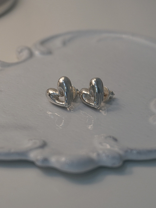 [Silver925] Mini heart hands earrings