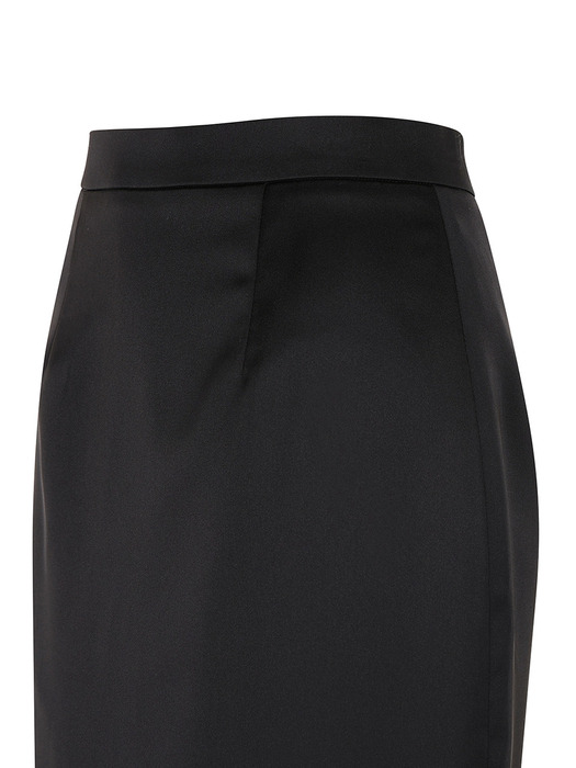 #132097 Minimal Long Skirt-BK