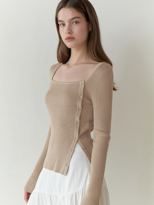 Eve button square knit (beige)