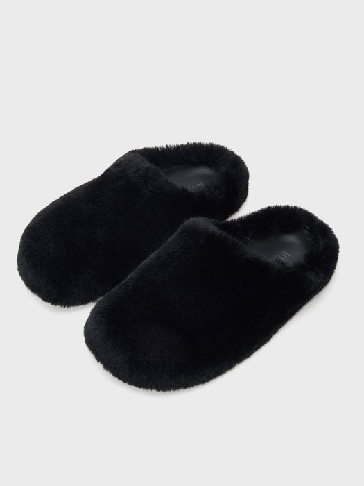 FUZZYSTEPS Round-toe shoes [black]