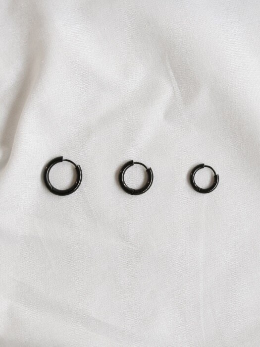 black ring earrings (3size)
