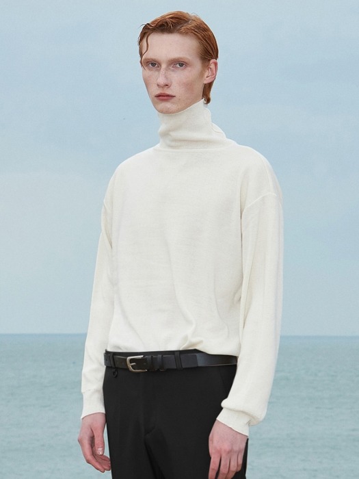 V574 BASIC OVERSIZE TURTLENECK KNITS_CREAM