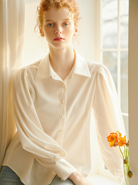 Laura Pearl Blouse_Ivory