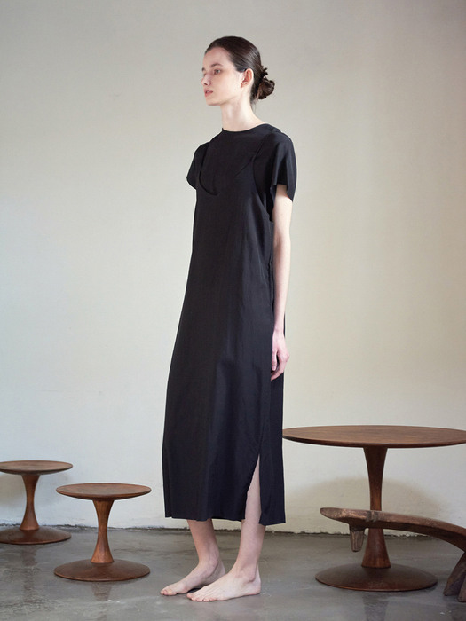 Silky Sleeveless Dress (black)
