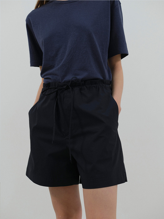 string shorts (navy)