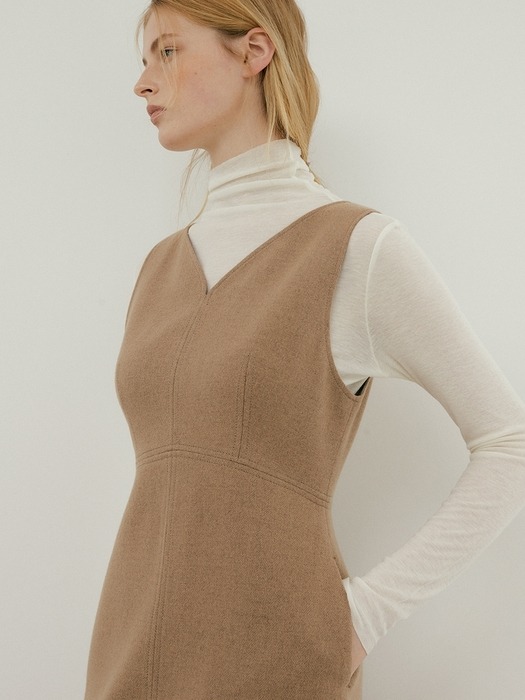 wool silhouette dress (beige)