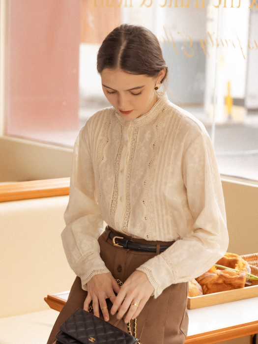 BELLE laced pintuck shirt_ivory