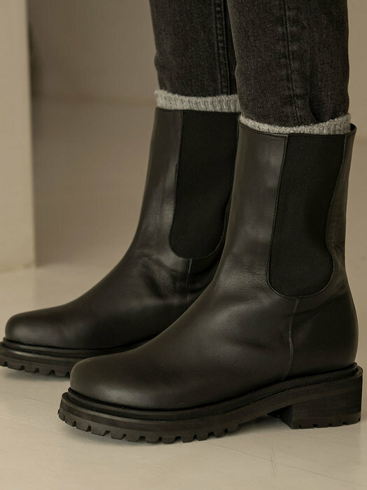 SI AC 3012 Calf Skin Chelsea boots_Black