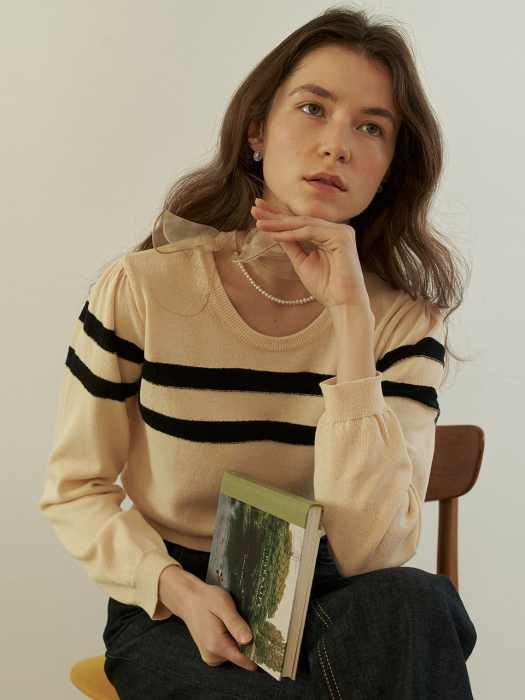A TWO-LINE KNIT TOP_CREAM