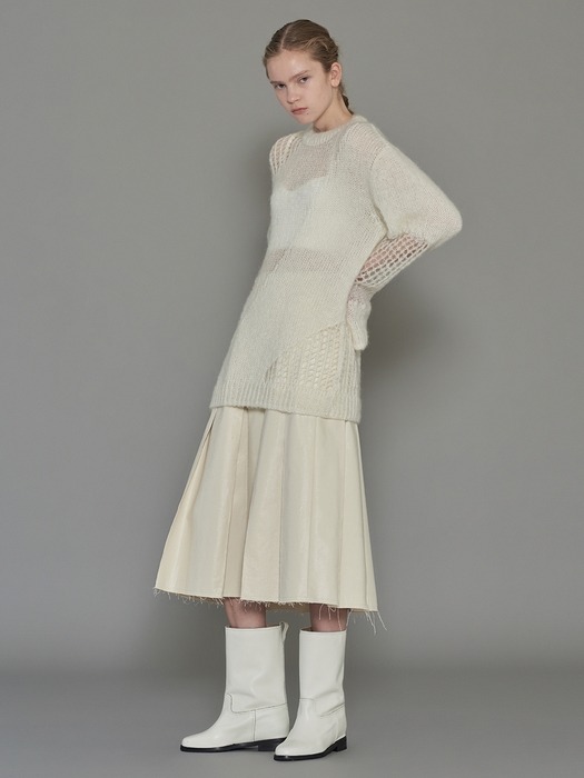 CUTTING PLEATS SKIRT (ivory)