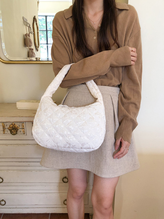Quilted hobo bag - satin ivory