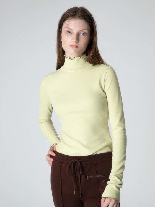 Turtle Neck Solid T-Shirts in Yellow VW2AE327-52