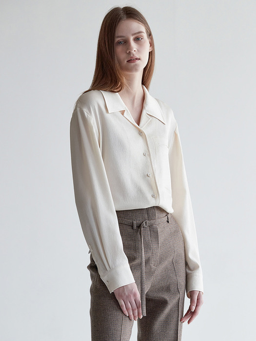 NOTCHED COLLAR BLOUSE_CREAM