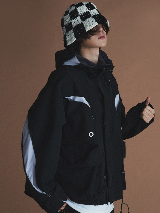 FUNTIONAL OBLIQUE MULTI ZIP PARKA_BK